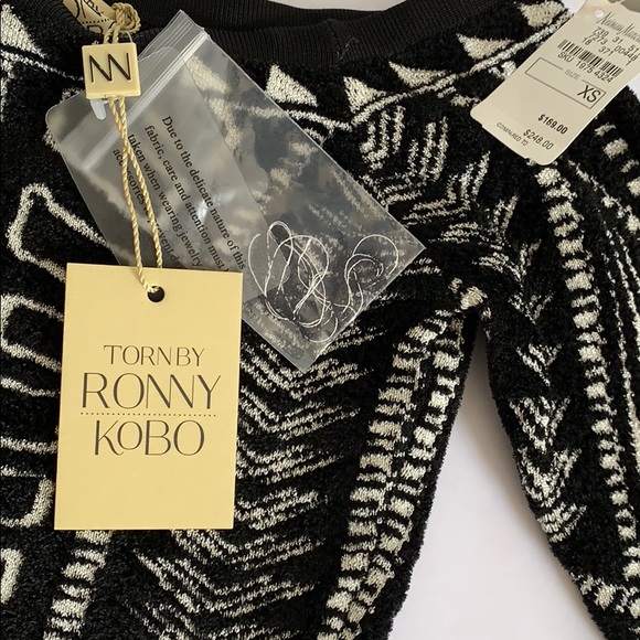 Torn By Ronny Kobo Fitted Crop Sweater - Picture 4 of 4